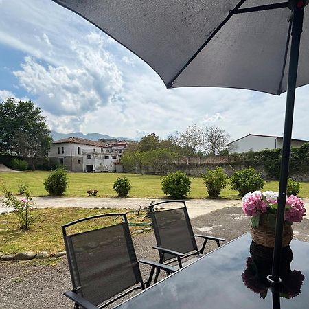 Chalet Las Llamas 利亚内斯 外观 照片