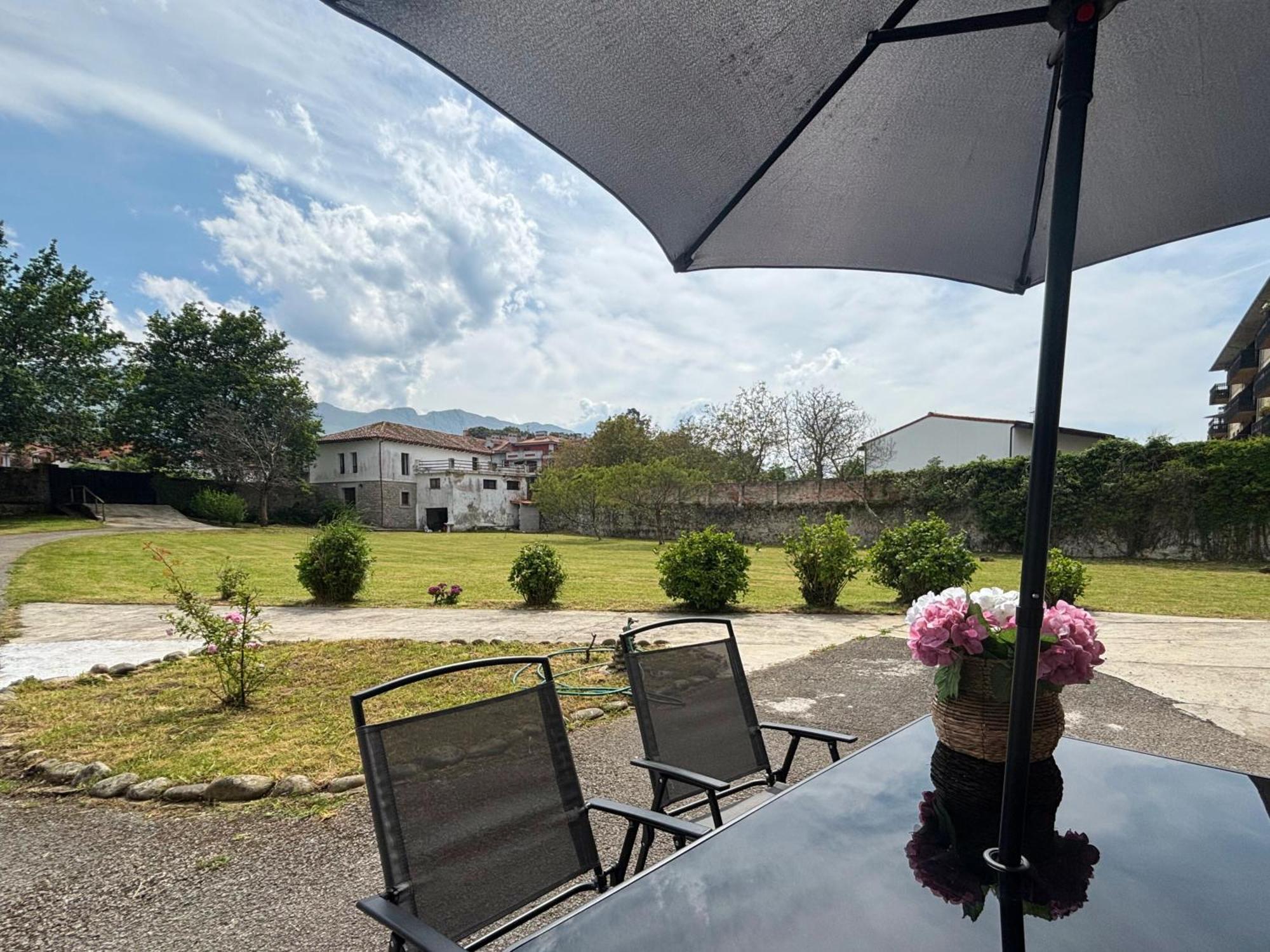 Chalet Las Llamas 利亚内斯 外观 照片
